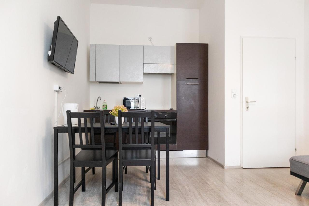 Pleasant 2Br - Perfect For Long Stays Вена Экстерьер фото