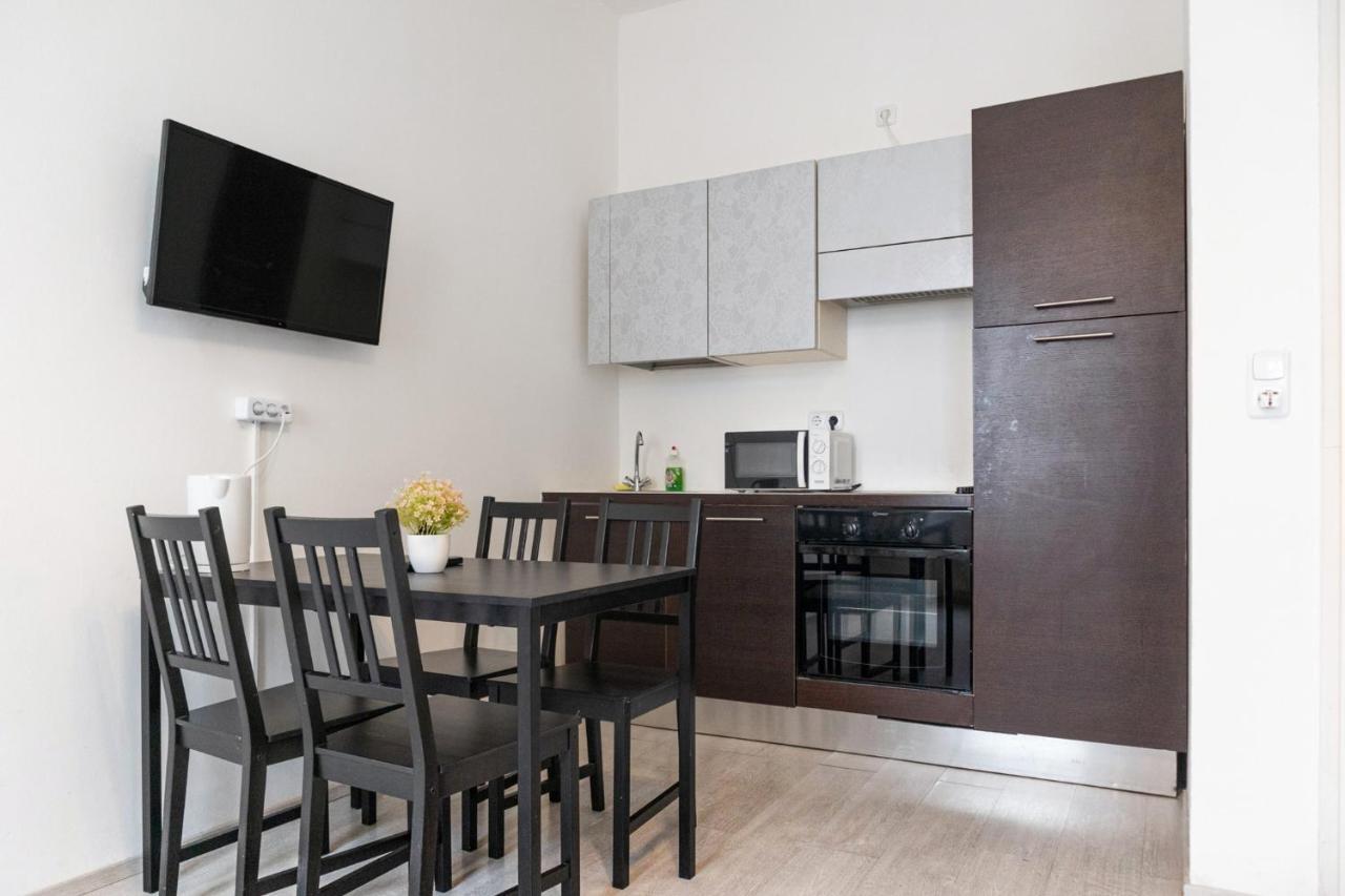 Pleasant 2Br - Perfect For Long Stays Вена Экстерьер фото