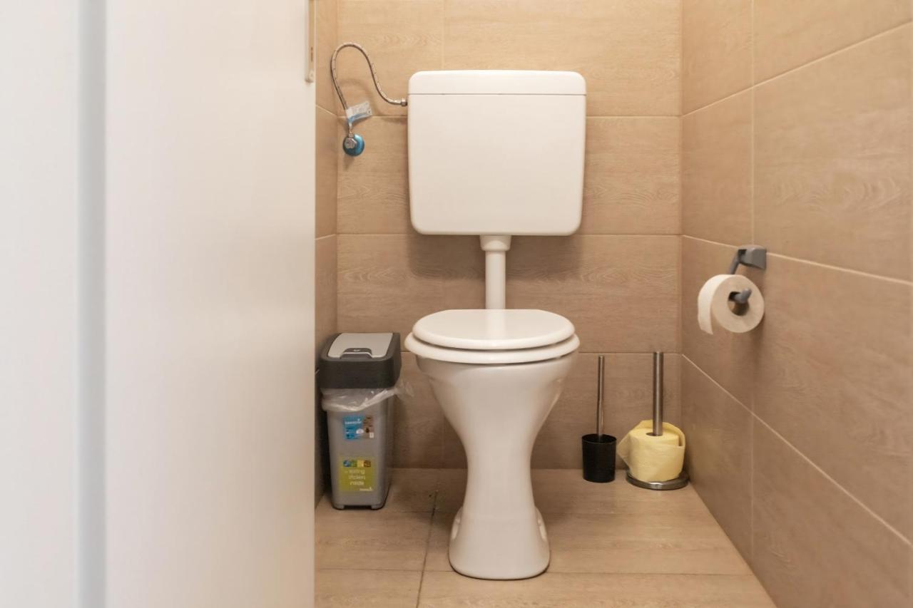 Pleasant 2Br - Perfect For Long Stays Вена Экстерьер фото
